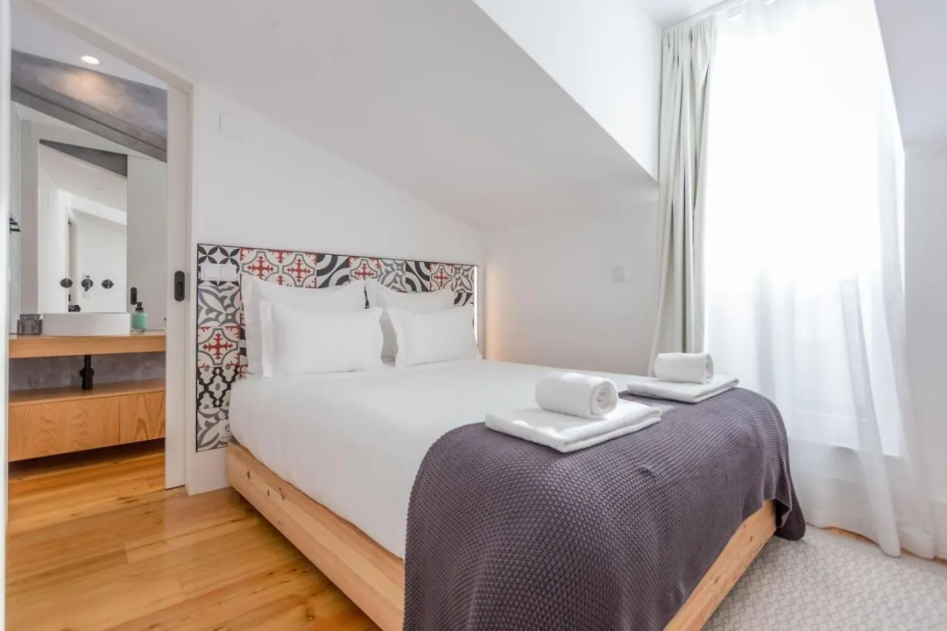 Be Local - Historic House Of Santo Andre In Alfama - Lisbon Apartment