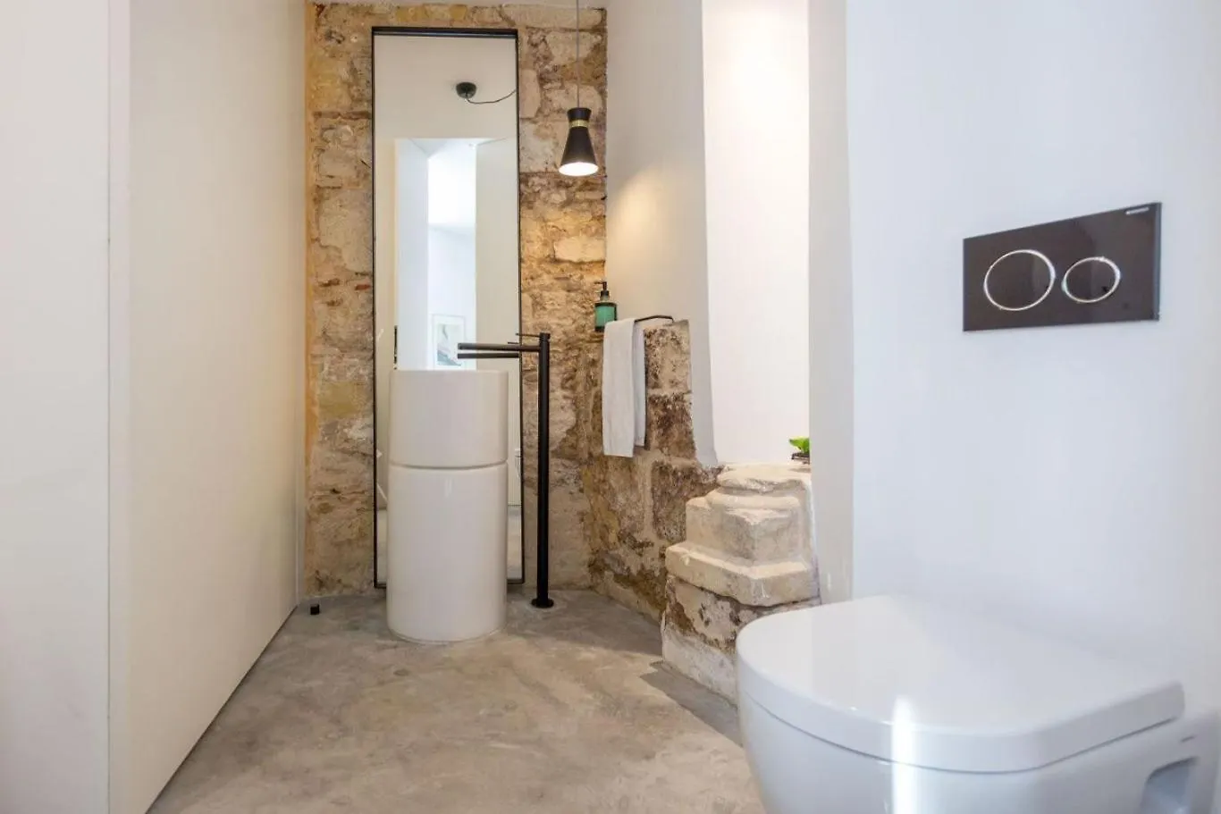 Be Local - Historic House Of Santo Andre In Alfama - Lisbon Apartment