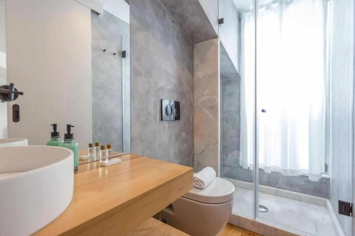 Be Local - Historic House Of Santo Andre In Alfama - Lisbon Apartment Portugal
